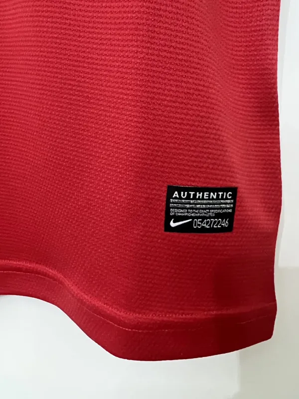 Manchester United 2013/14 Retro Jersey Home - Image 5