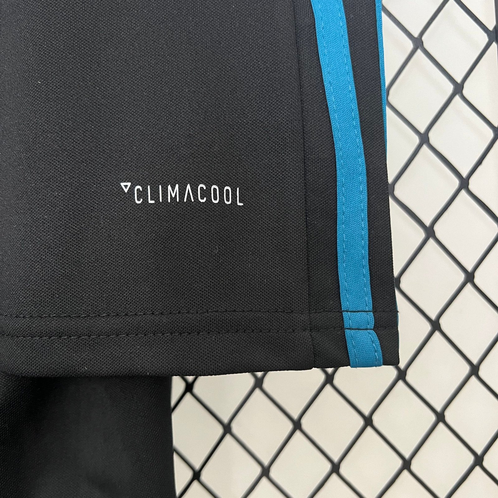 real madrid 17-18 Away Retro Kid Kits Youth Apparels Jersey - Image 6