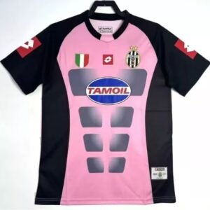 2002-03  Juventus Retro Jersey Goalkeeper Pink