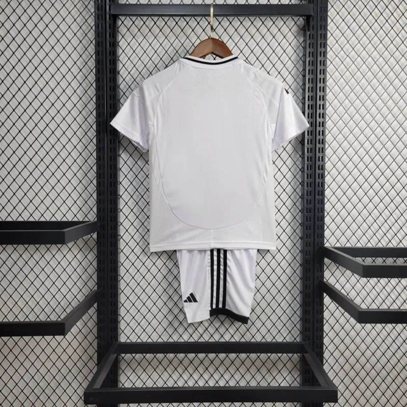 24-25 real madrid Home Kids Kit Jersey+Shorts - Image 3